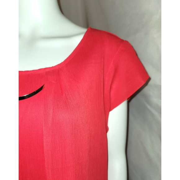 Layered Milano Blouse w/ Metal Embellishment - Size L - Picture 6 of 8